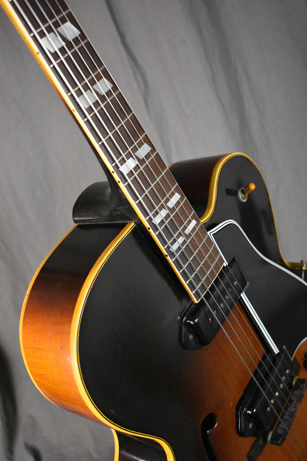 1953 Gibson ES-350