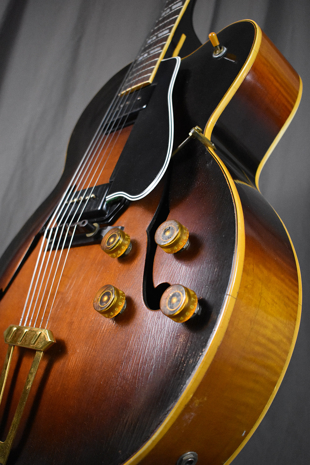 1953 Gibson ES-350