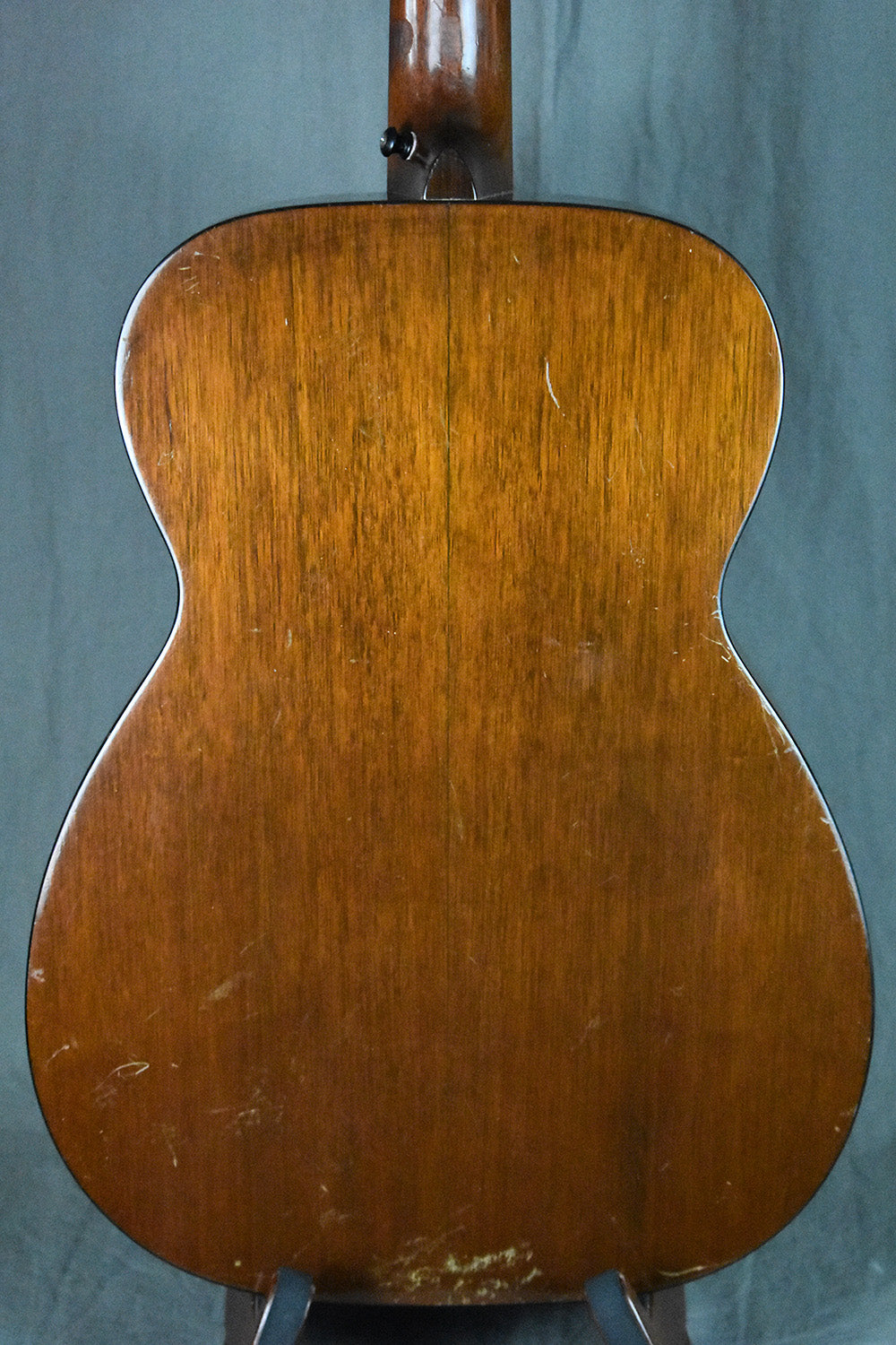 1953 Martin 00-18