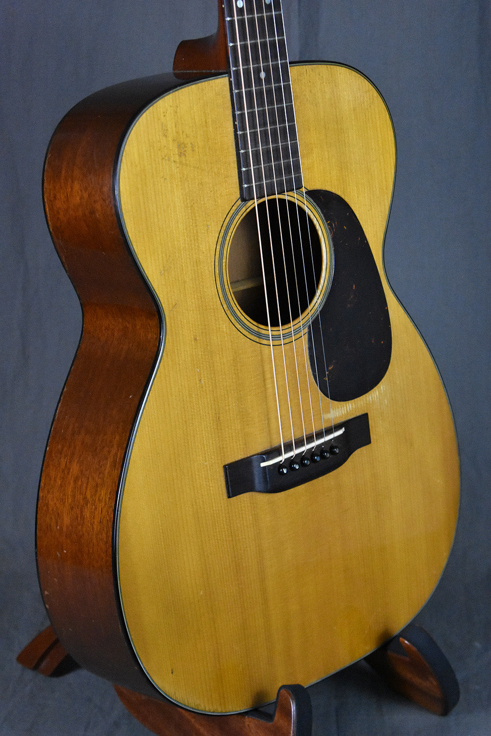1953 Martin 00-18