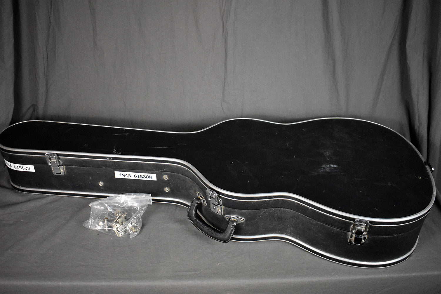 1953 Martin 00-18