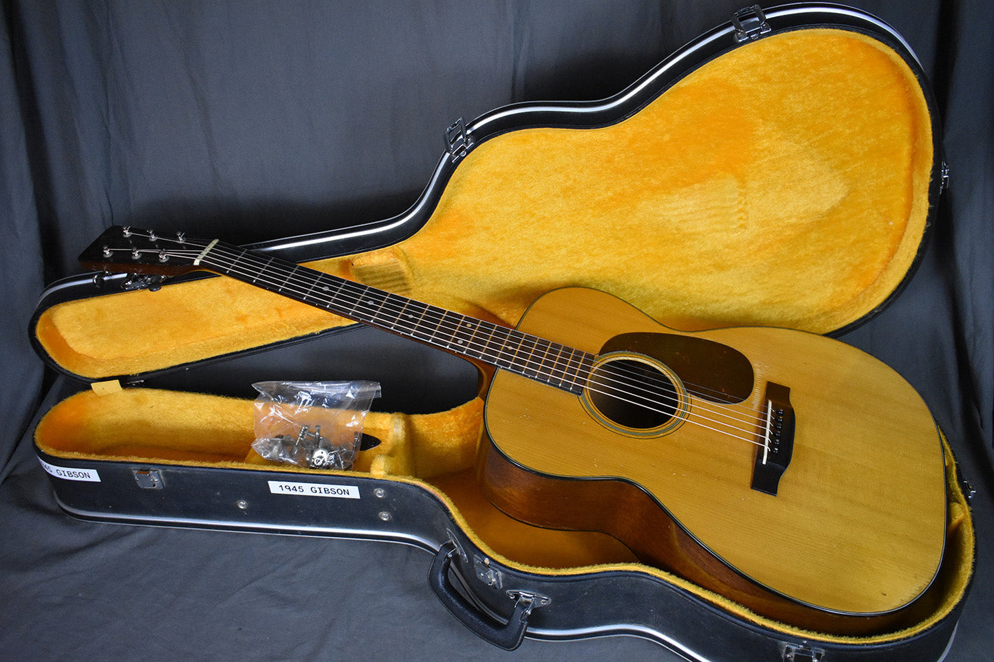1953 Martin 00-18