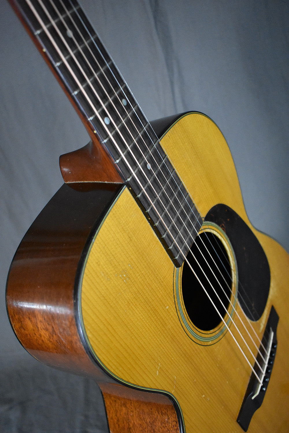 1953 Martin 00-18