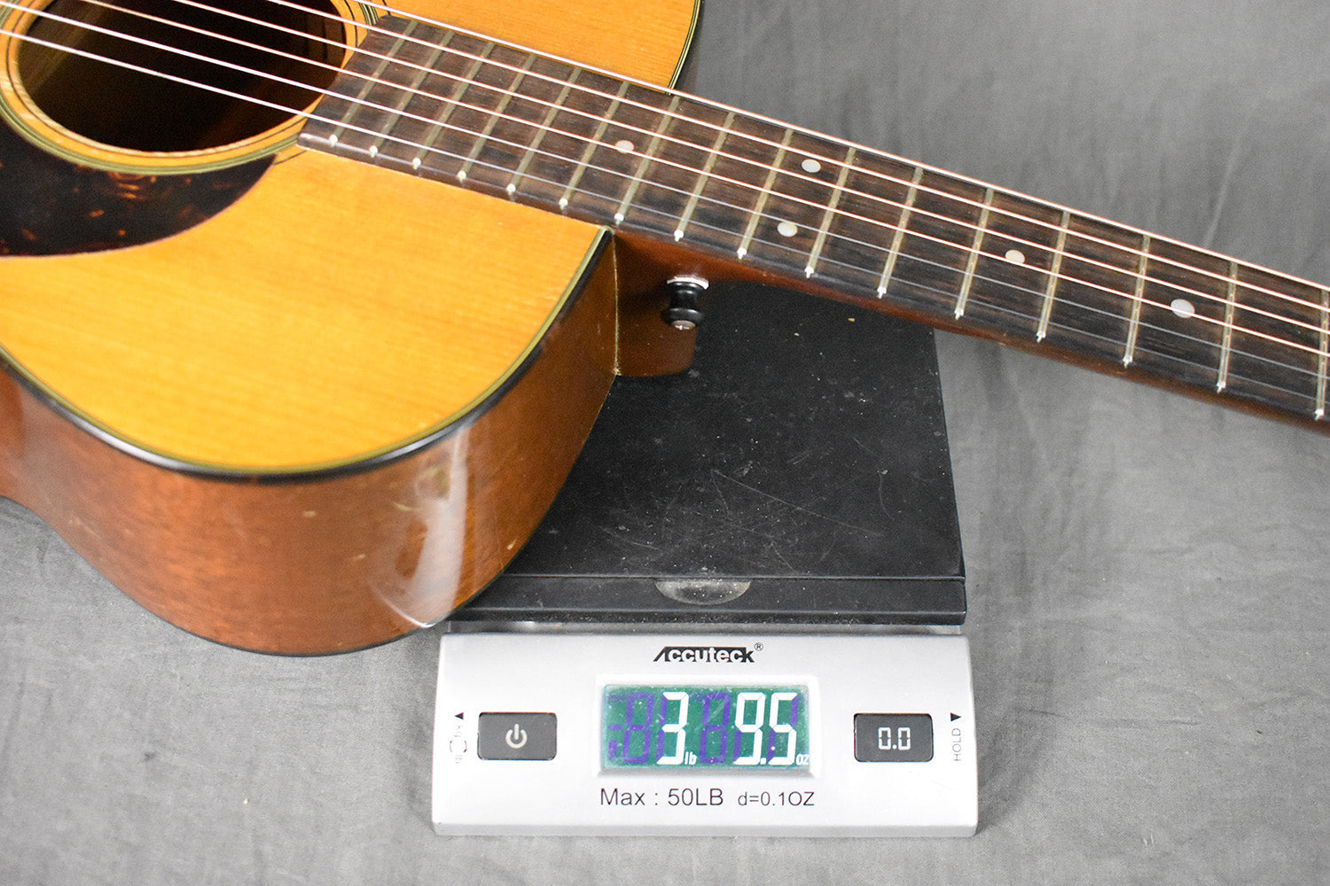 1953 Martin 00-18