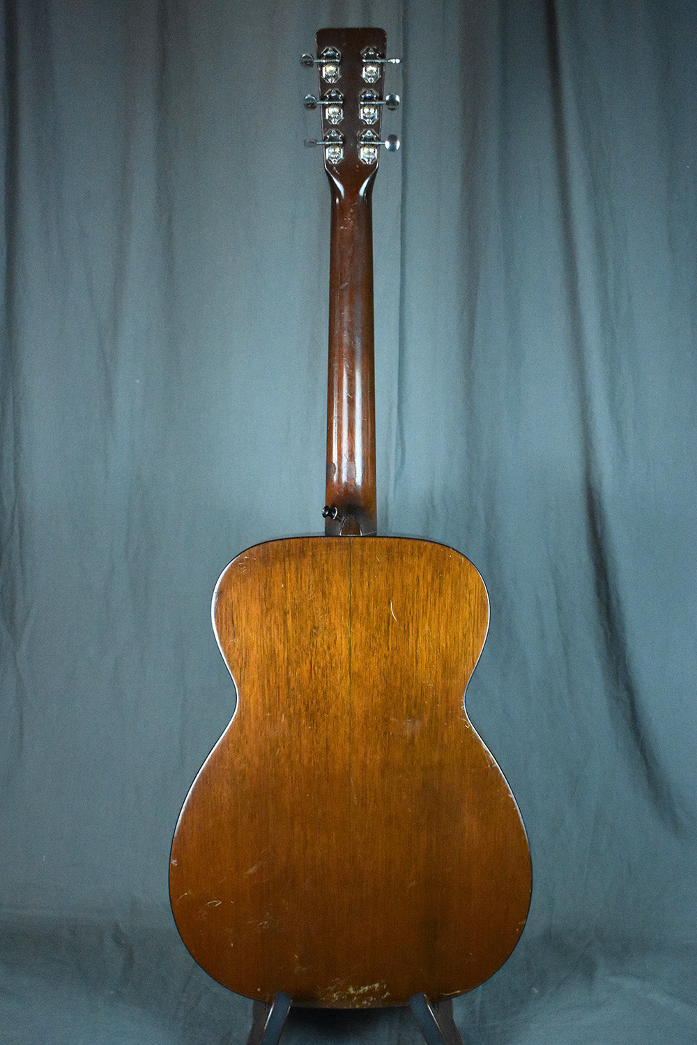 1953 Martin 00-18