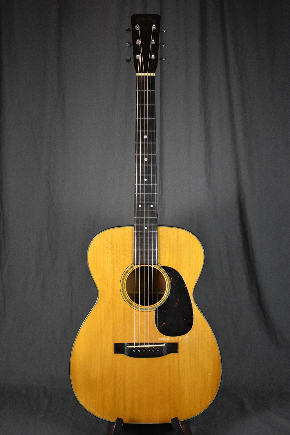 1953 Martin 00-18