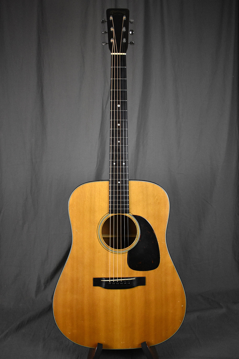 1959 Martin D-18