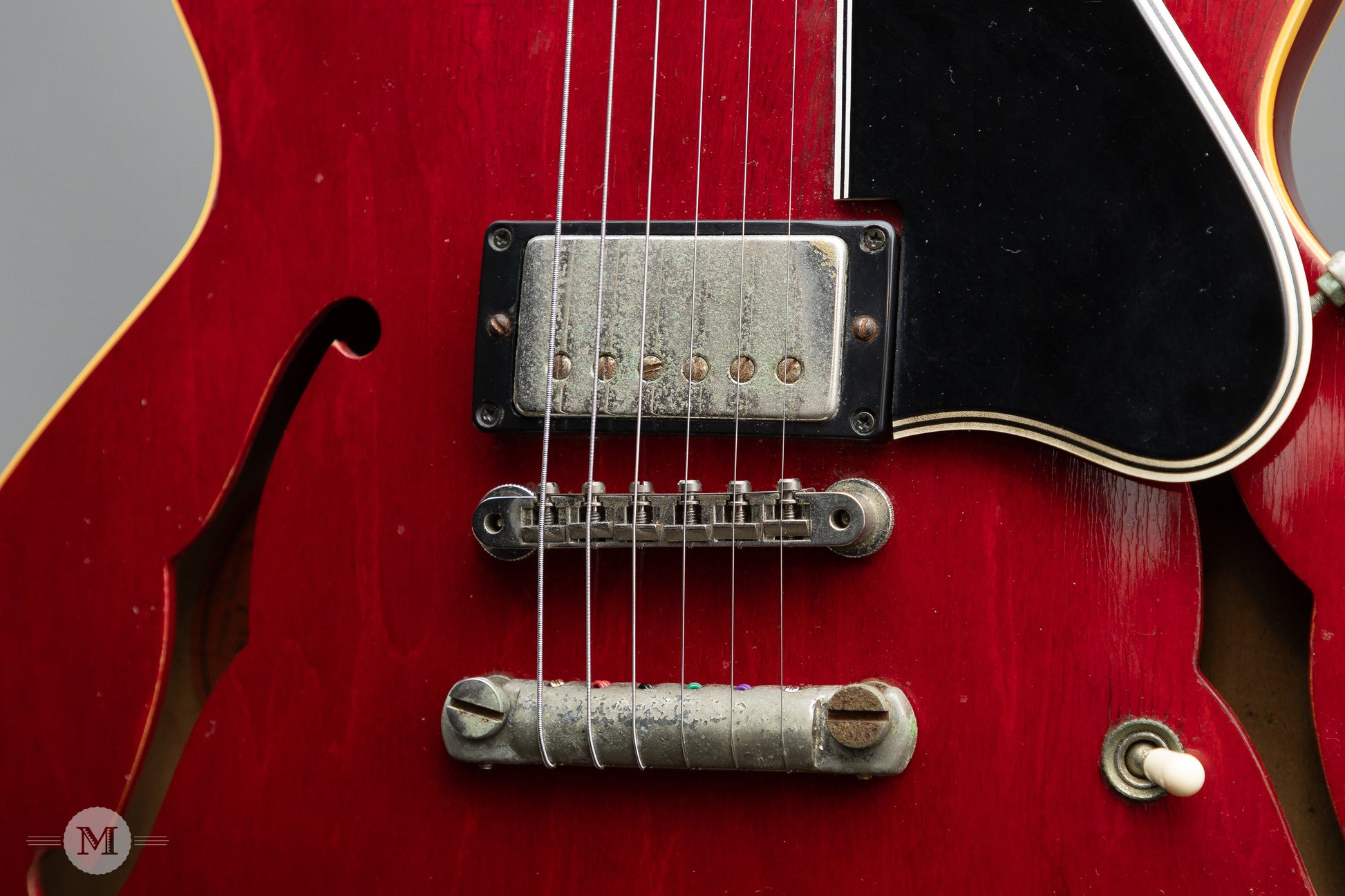 Gibson Guitars - 1962 ES-335 - Cherry - Vintage