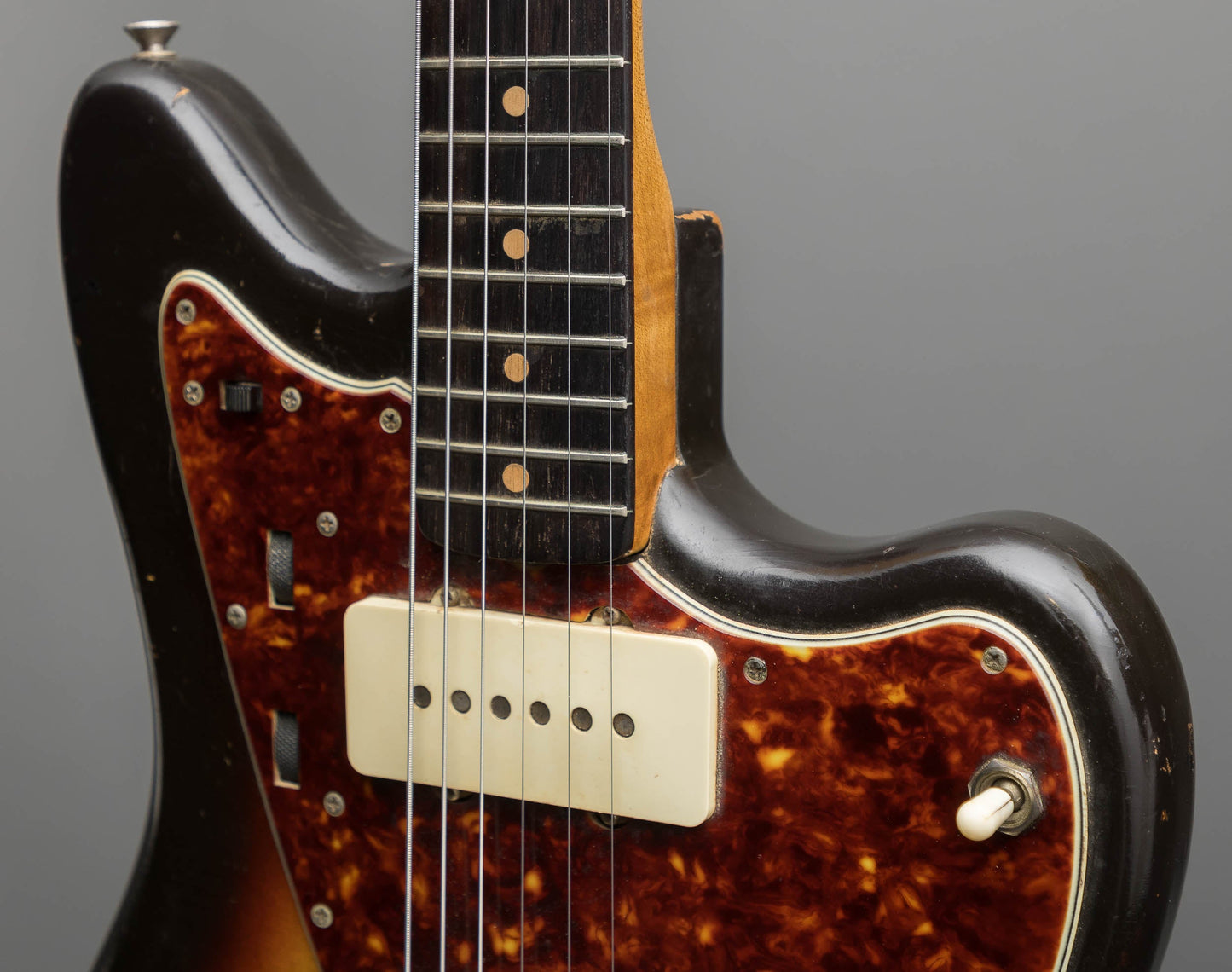 Fender Electric Guitars - 1962 Jazzmaster Sunburst