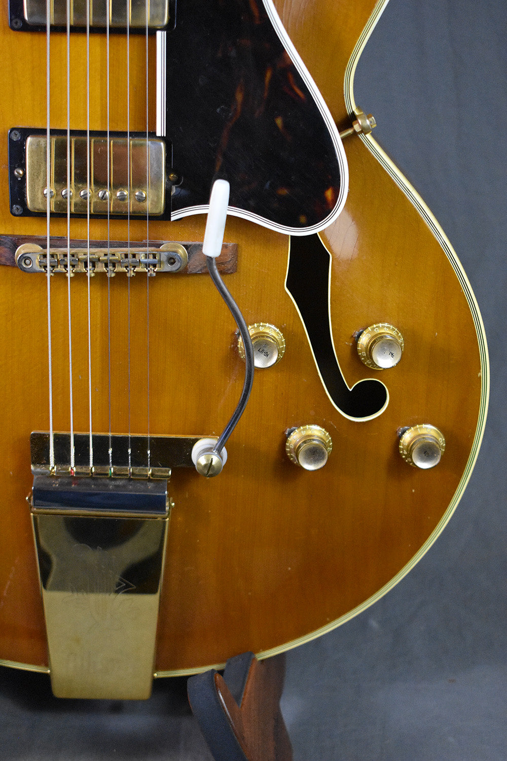 1962 Gibson Byrdland w/ Vibrola prototype tailpiece