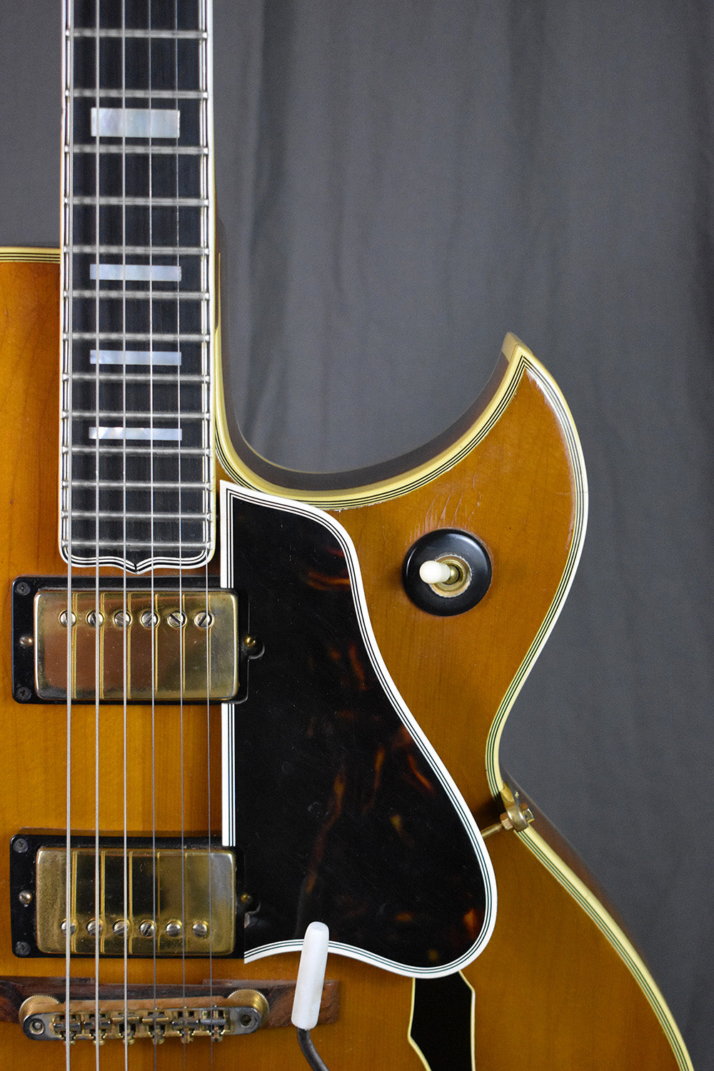 1962 Gibson Byrdland w/ Vibrola prototype tailpiece
