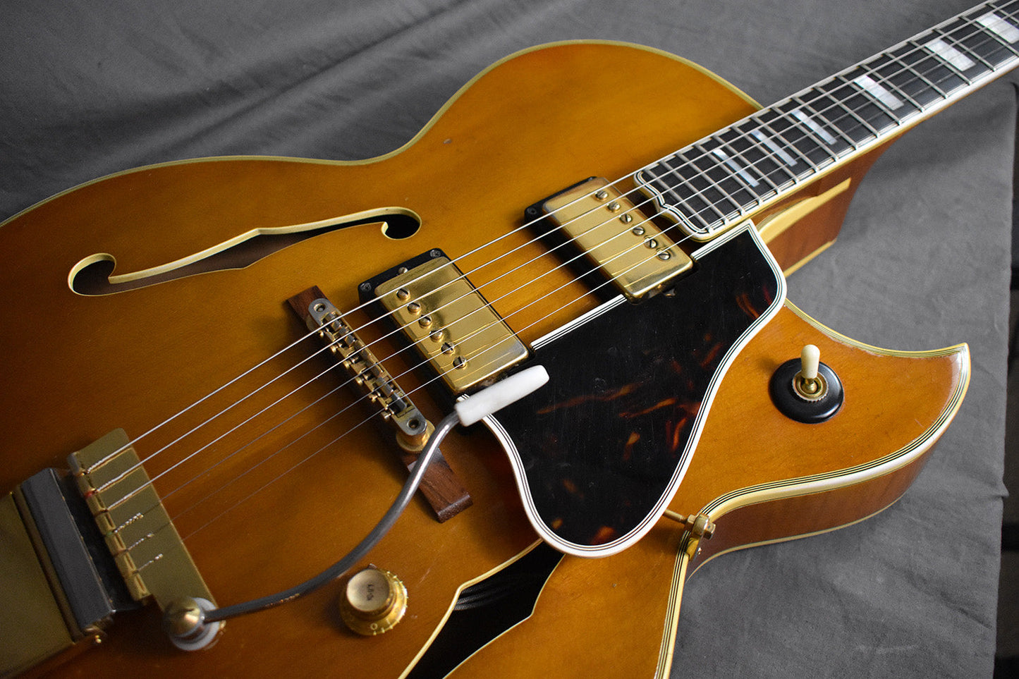 1962 Gibson Byrdland w/ Vibrola prototype tailpiece