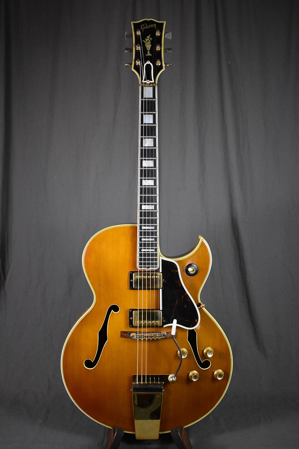 1962 Gibson Byrdland w/ Vibrola prototype tailpiece