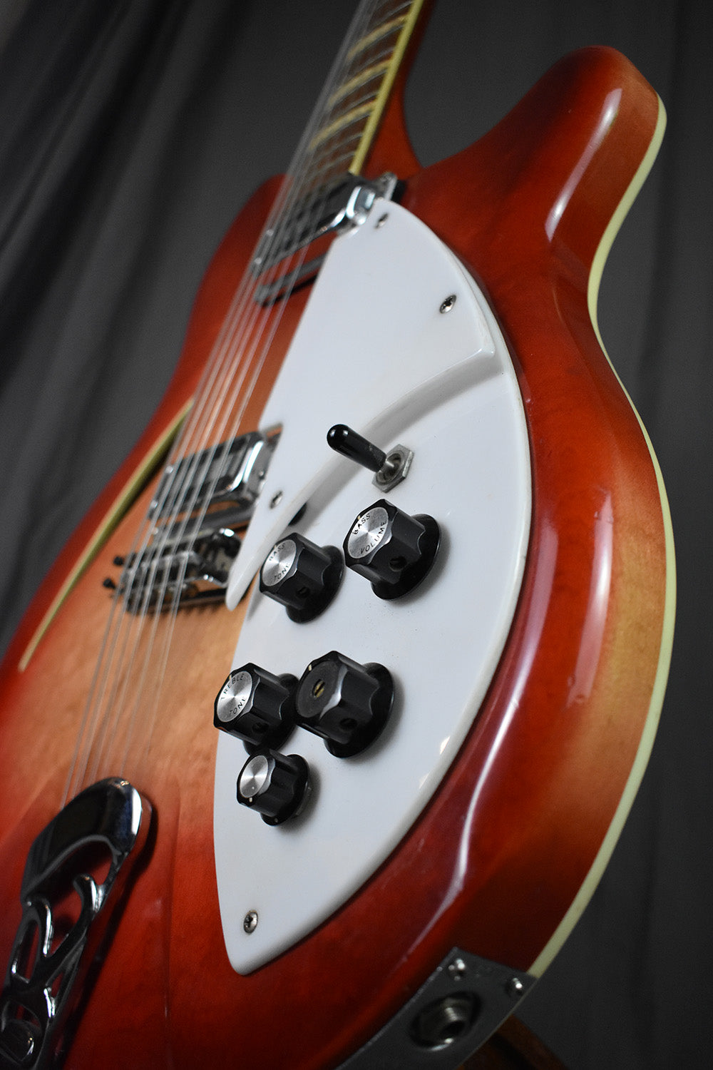 1965/66 Rickenbacker 360/12 Fireglo