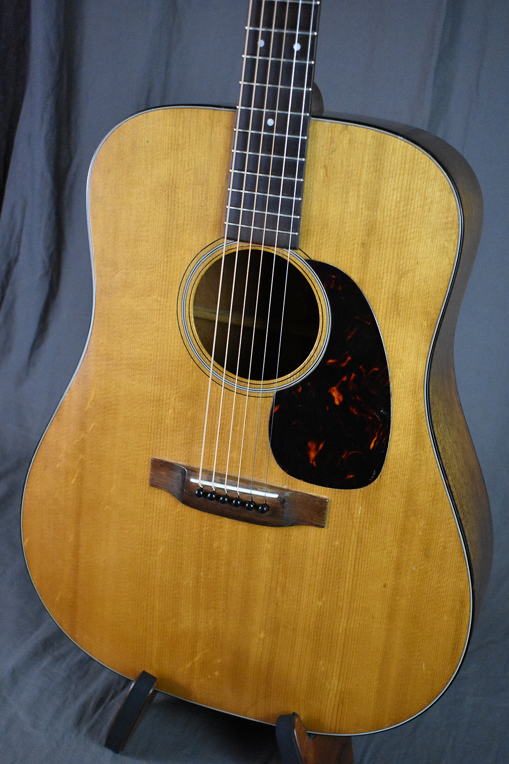 1966 Martin D-18