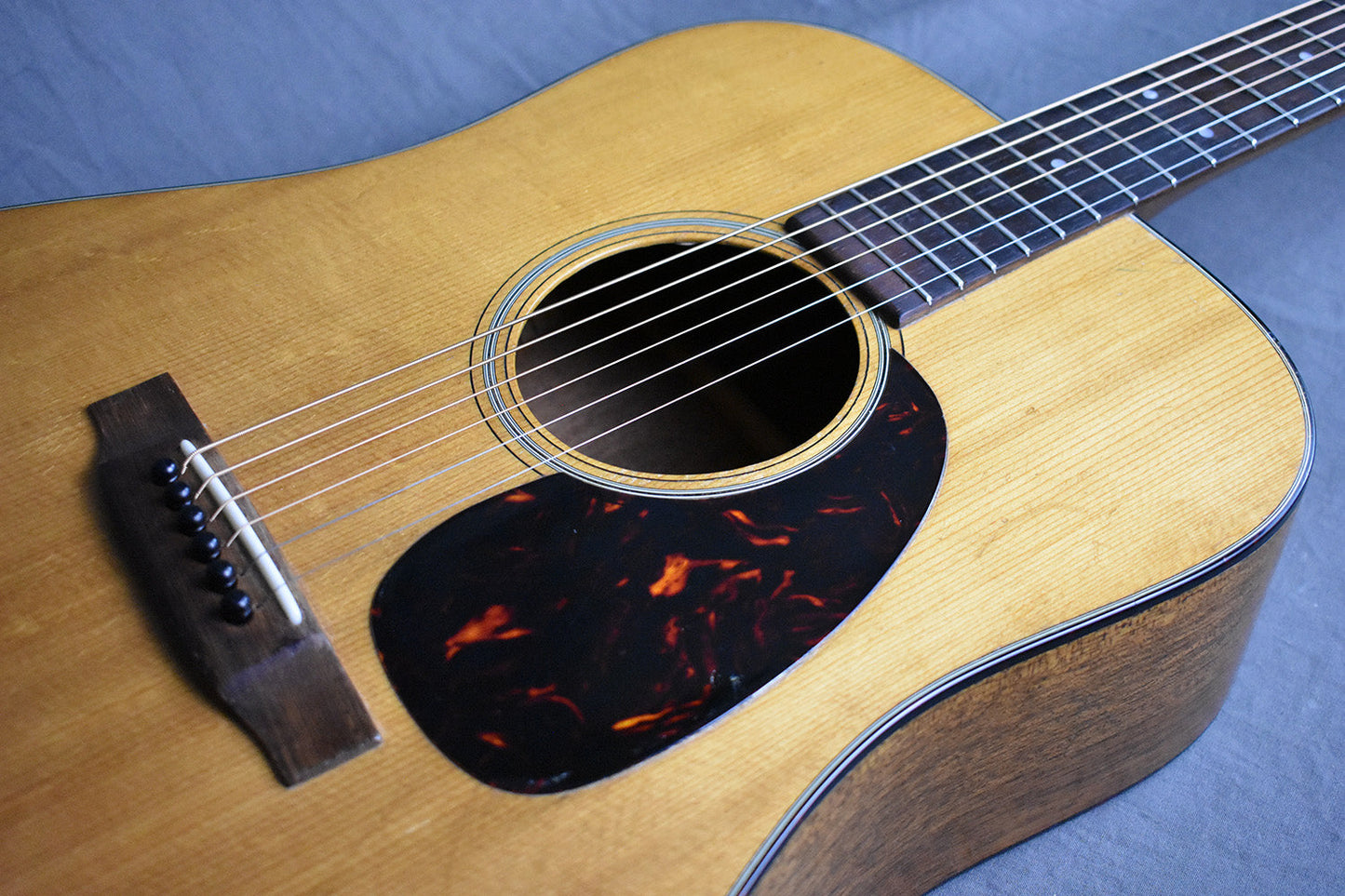1966 Martin D-18