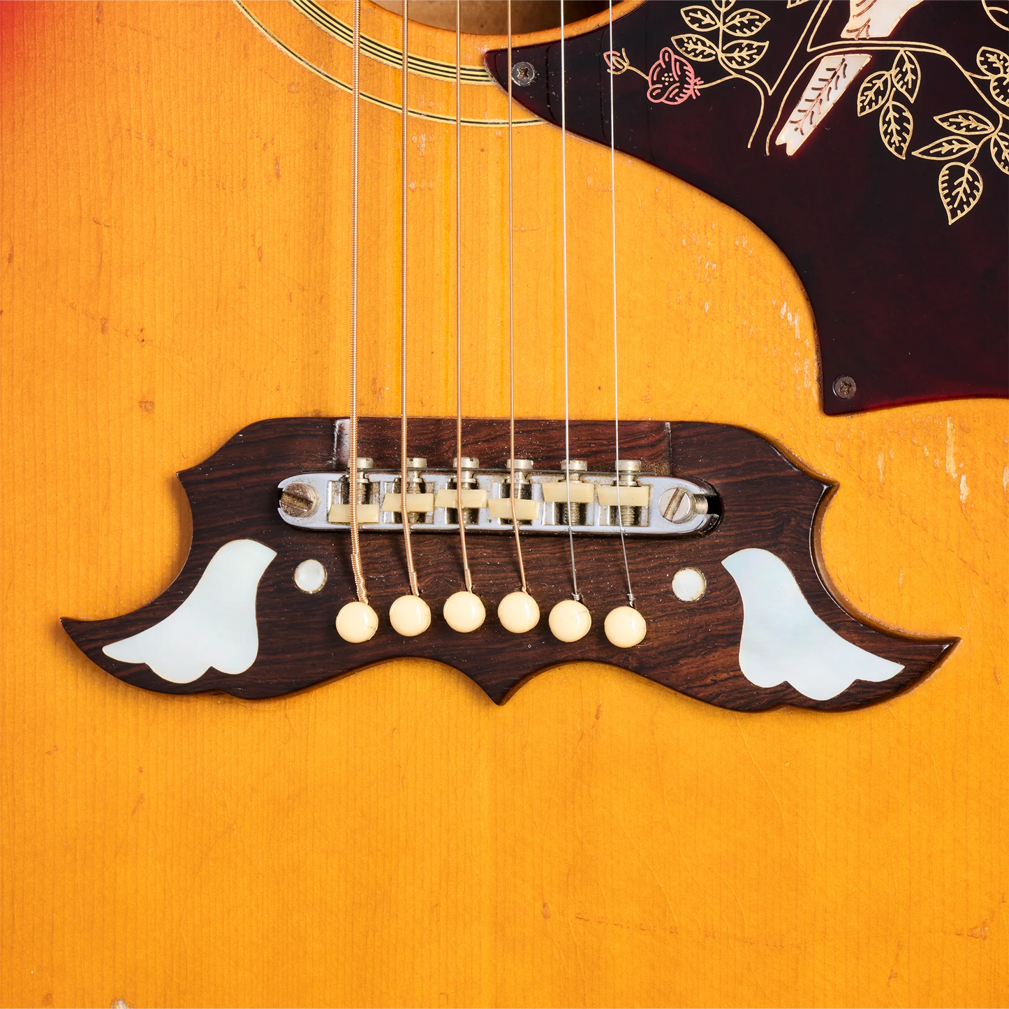 Gibson Certified Vintage 1968 Gibson Dove, Heritage Cherry Sunburst