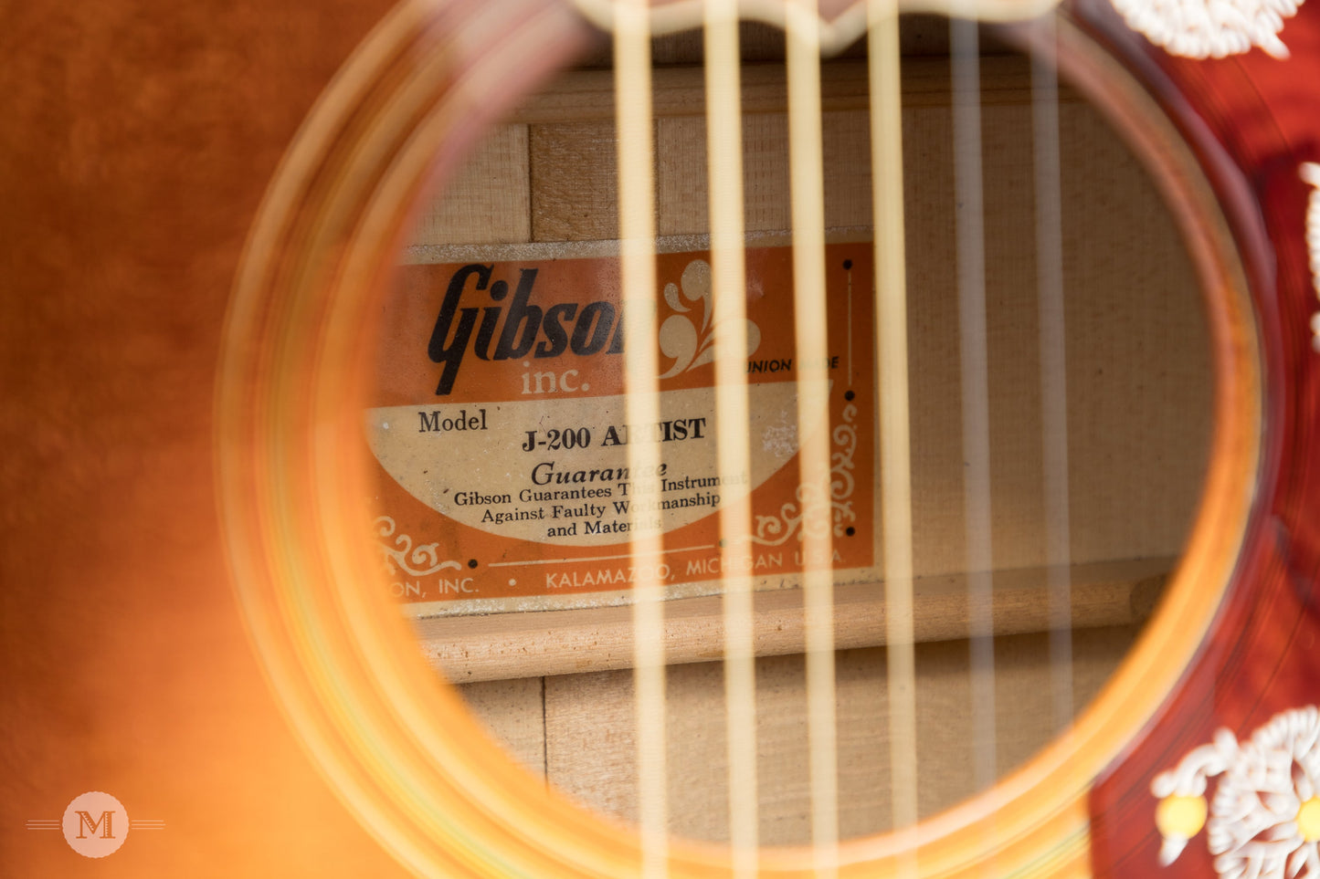 Gibson Guitars - 1975 J-200 Artist - Used
