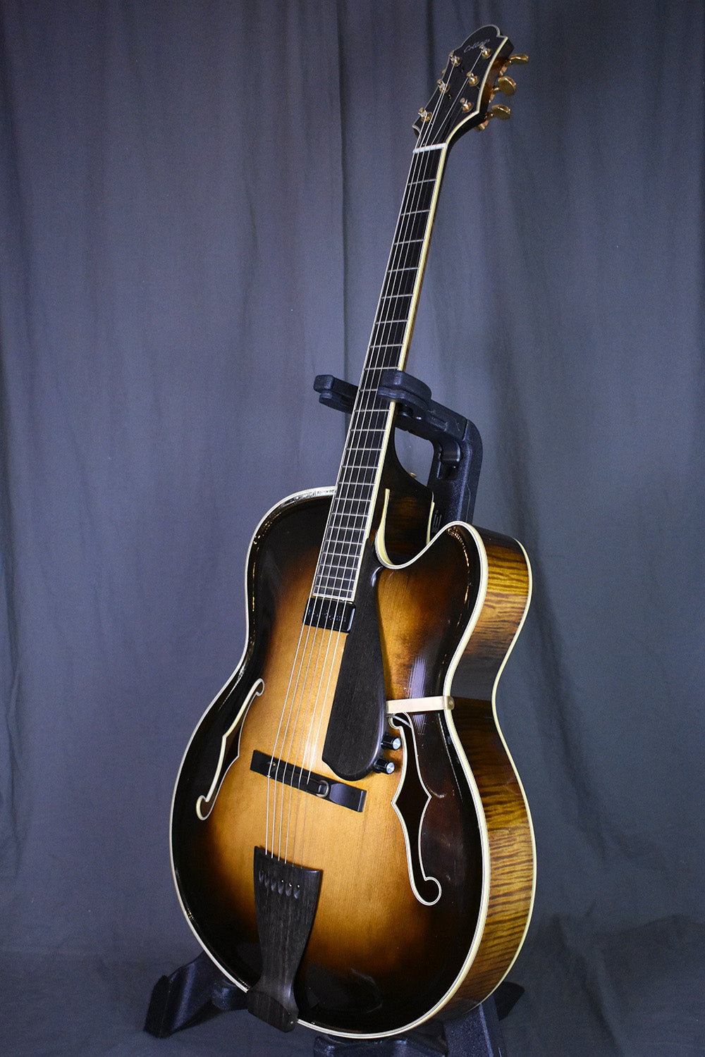 1983 Collings AT 17