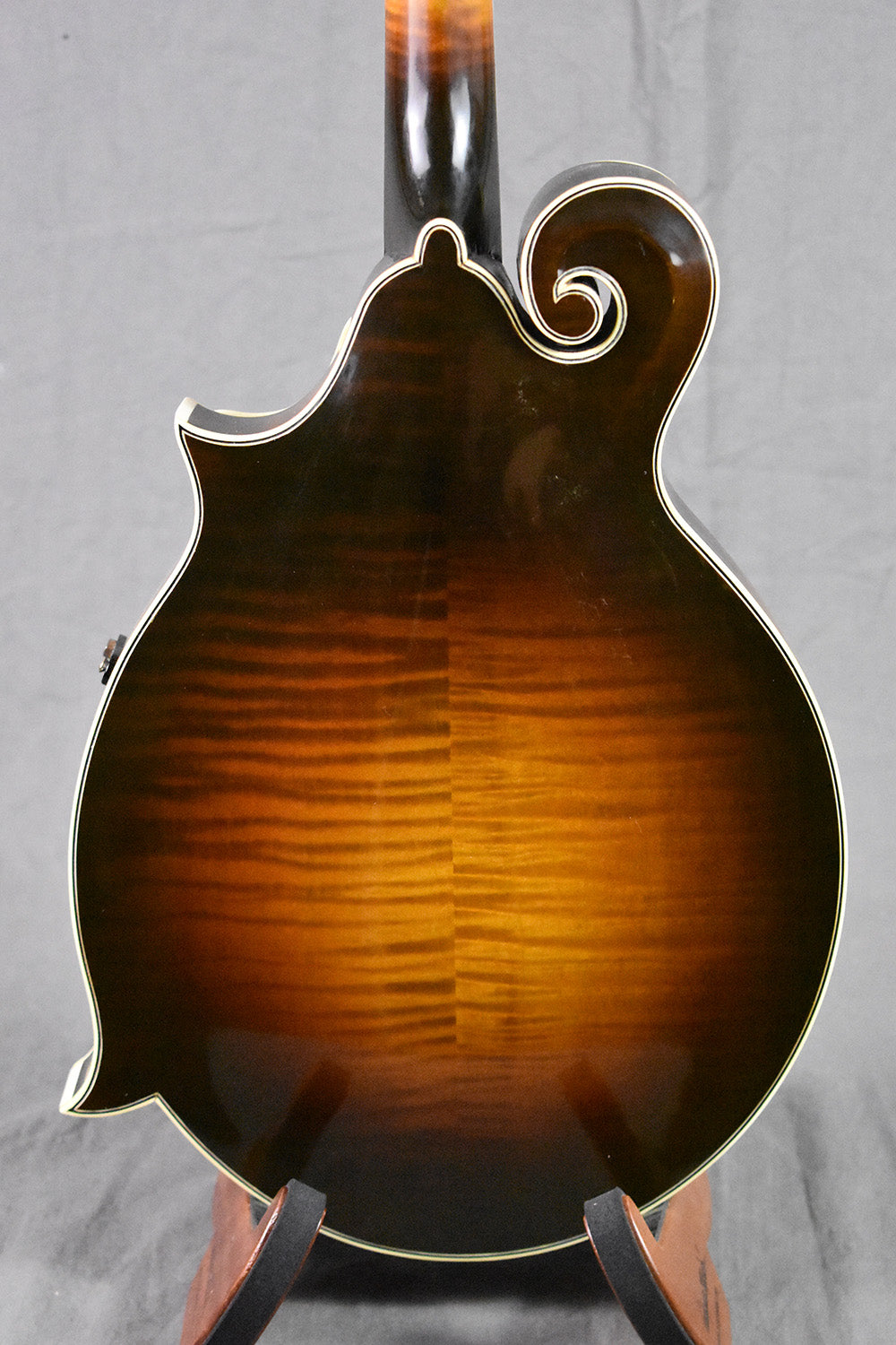 2000 Gibson F-5 Master Model #V-70282