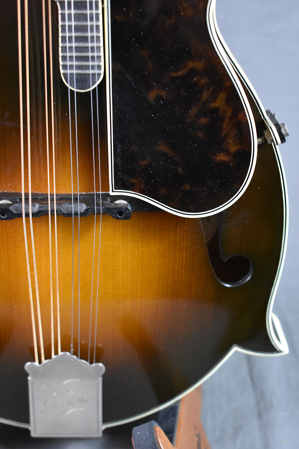 2000 Gibson F-5 Master Model #V-70282