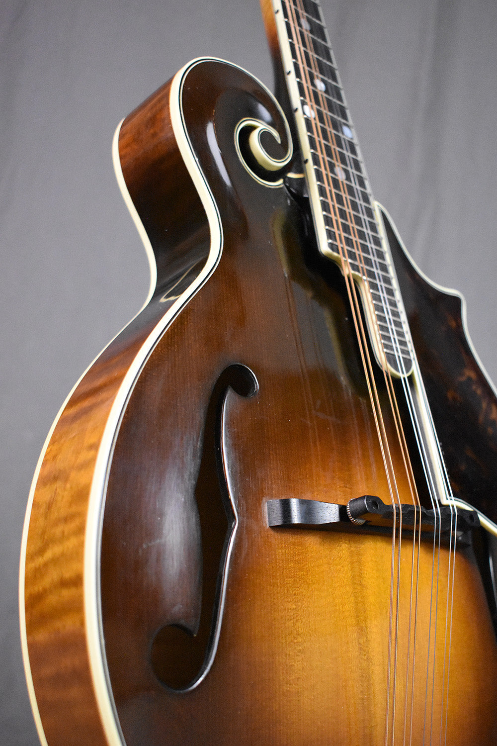 2000 Gibson F-5 Master Model #V-70282