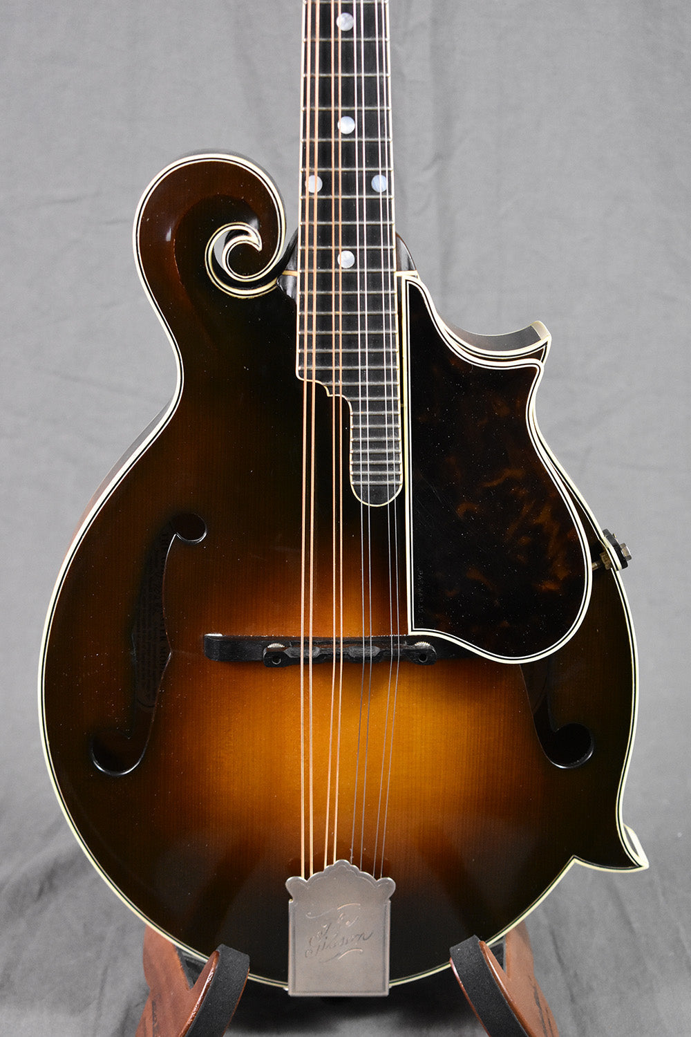 2000 Gibson F-5 Master Model #V-70282