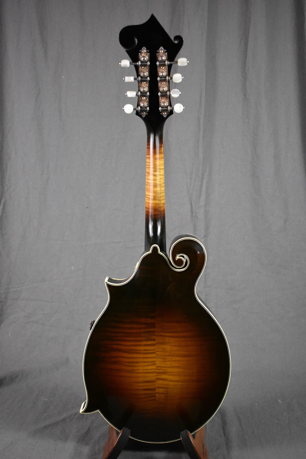 2000 Gibson F-5 Master Model #V-70282