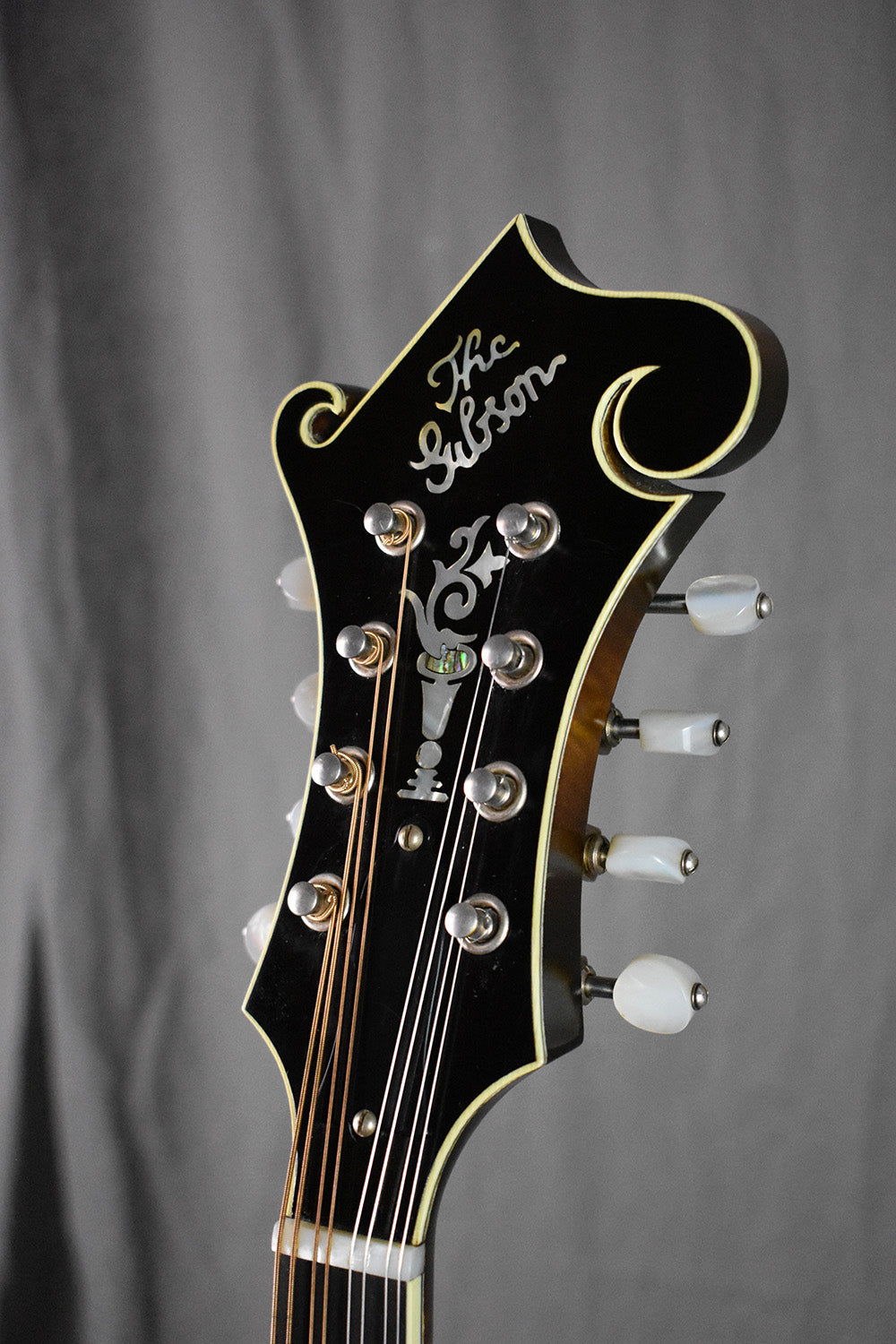 2000 Gibson F-5 Master Model #V-70282