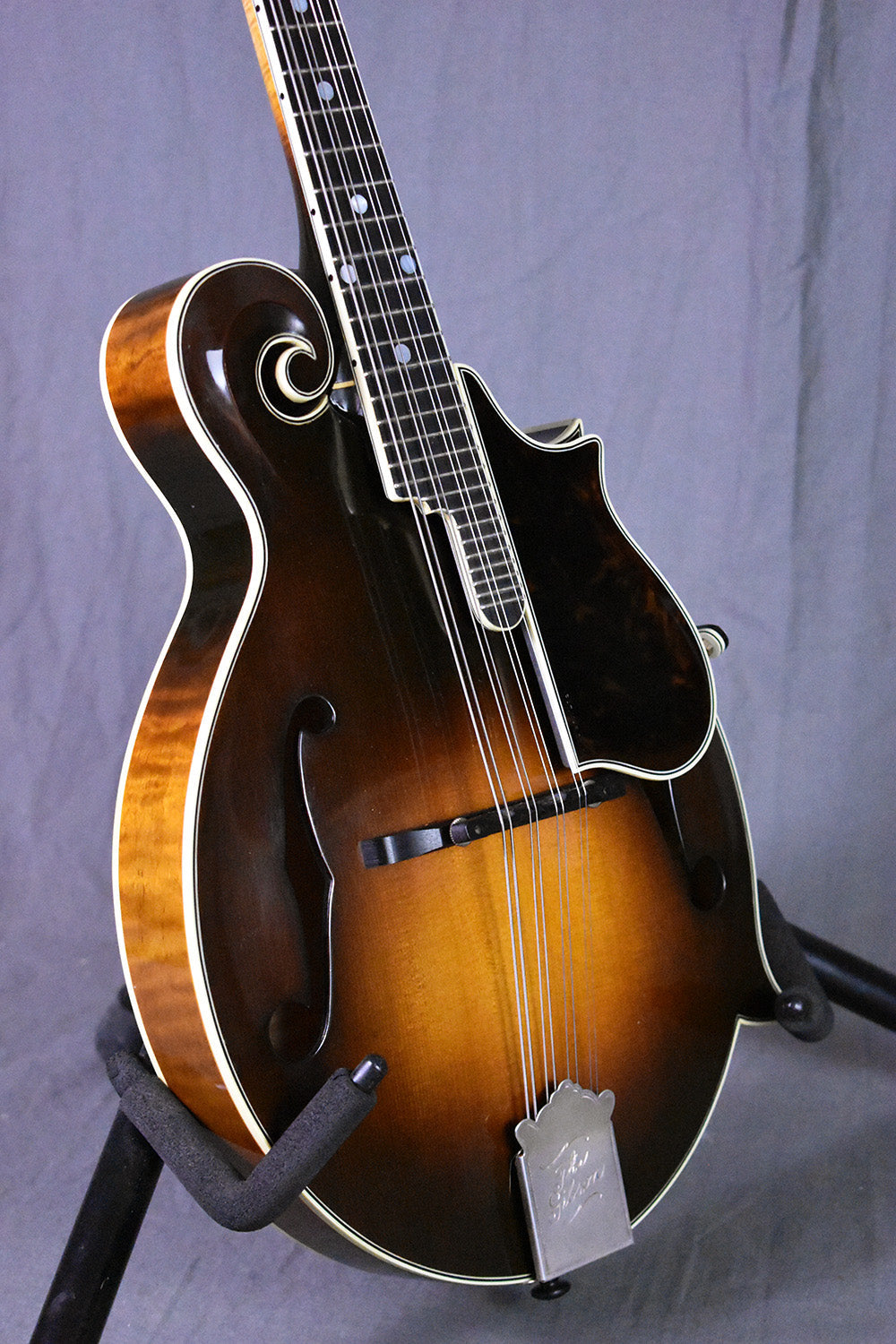 2000 Gibson F-5 Master Model (signed by Charlie Derrington)