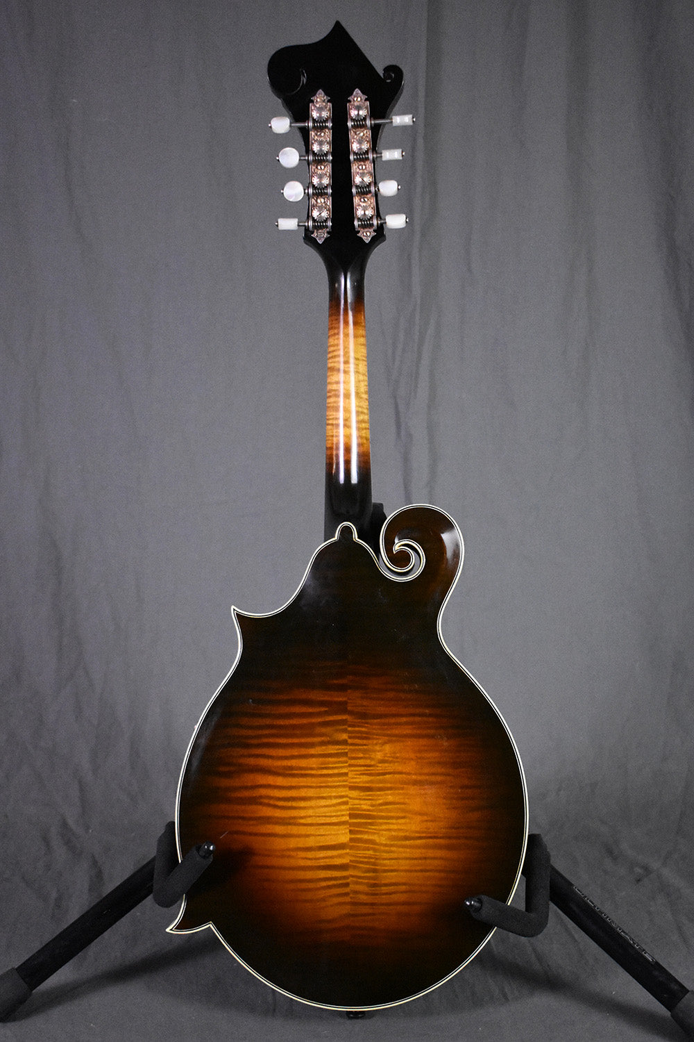 2000 Gibson F-5 Master Model (signed by Charlie Derrington)