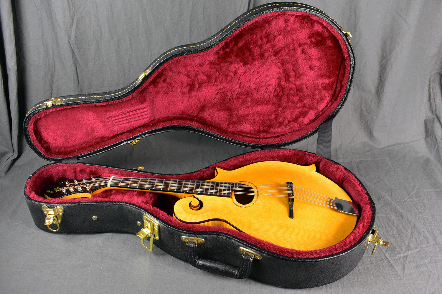 2000 Old Wave Mandola