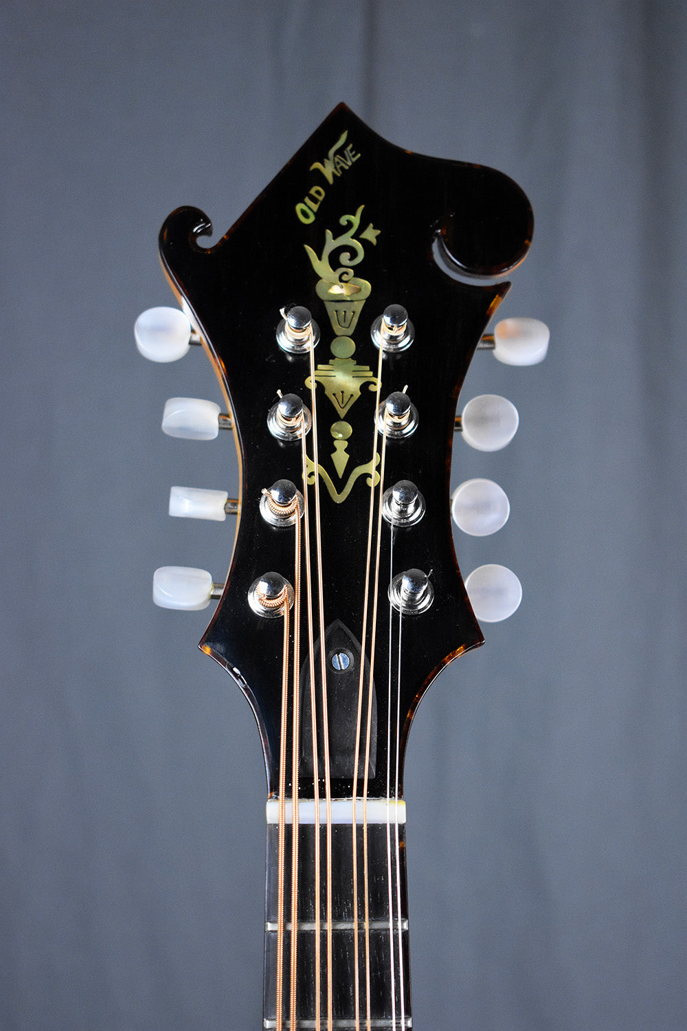 2000 Old Wave Mandola