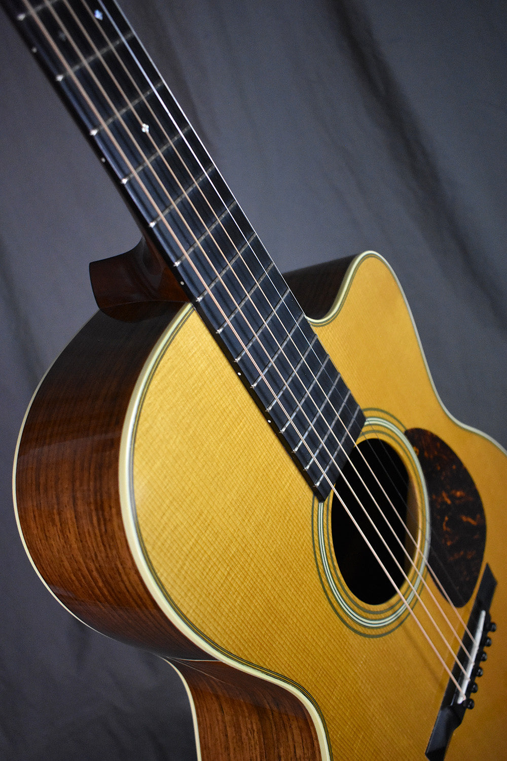 2000s Borges 000-12 Cutaway