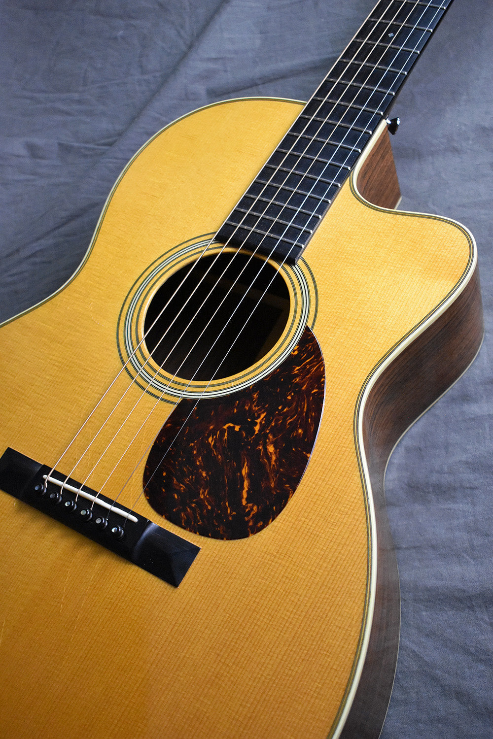 2000s Borges 000-12 Cutaway