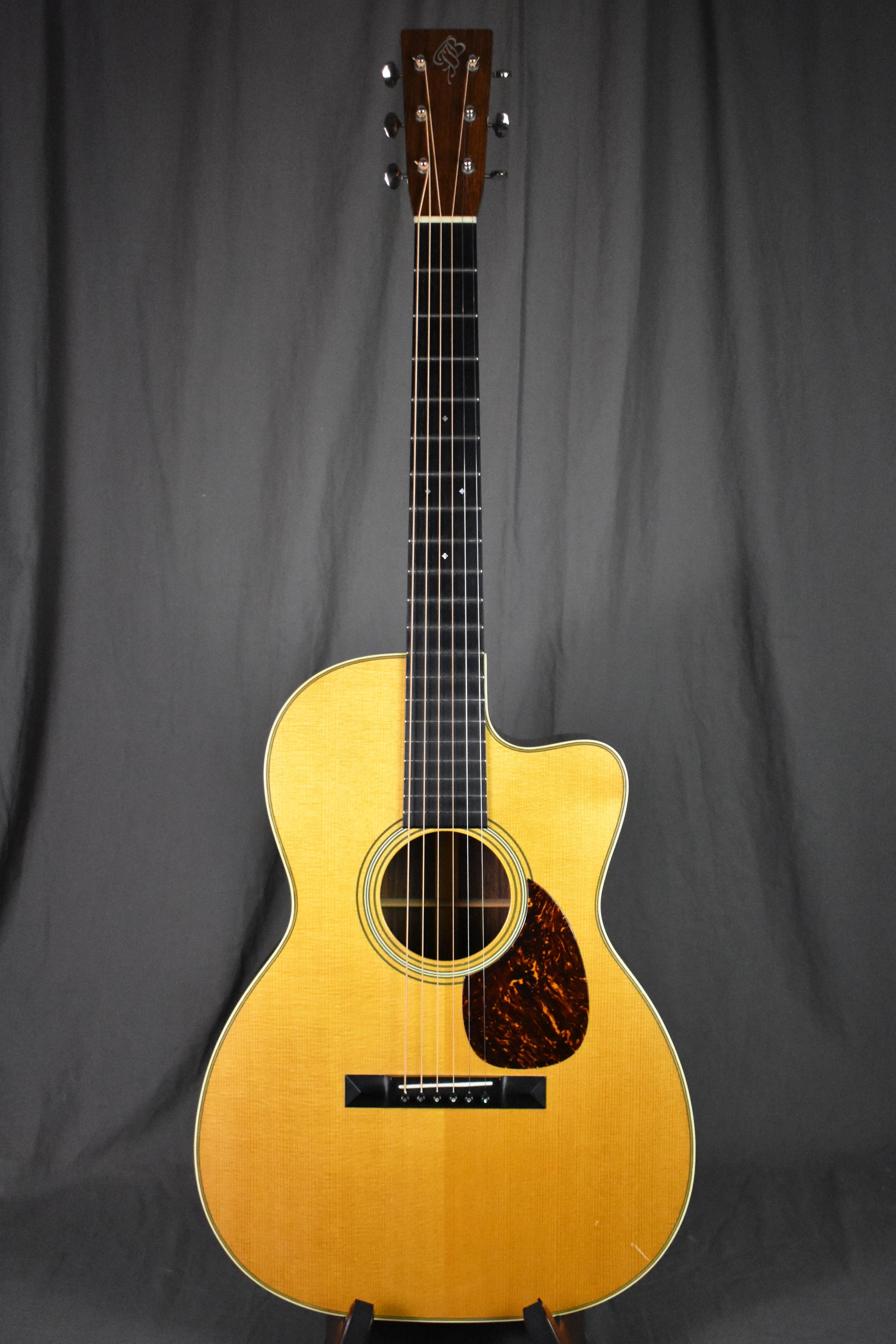2000s Borges 000-12 Cutaway