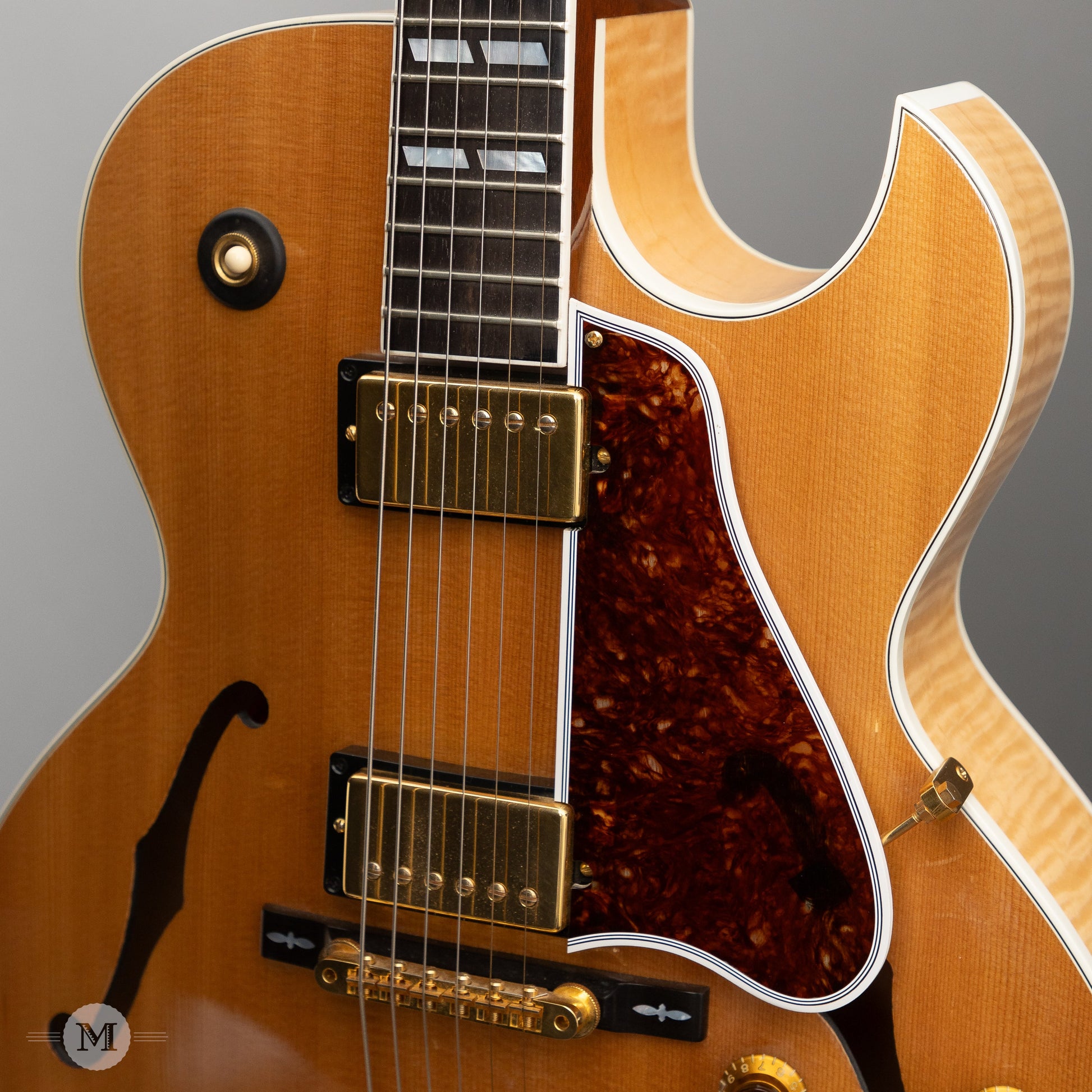 Gibson Guitars - 2001 L4Ces Historic - Hutchins - Used