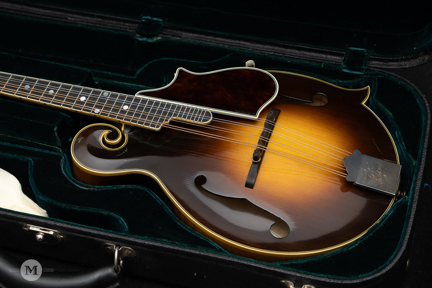 Gibson Mandolins - 2002 F5 Master Model - Used - Derrington Signed