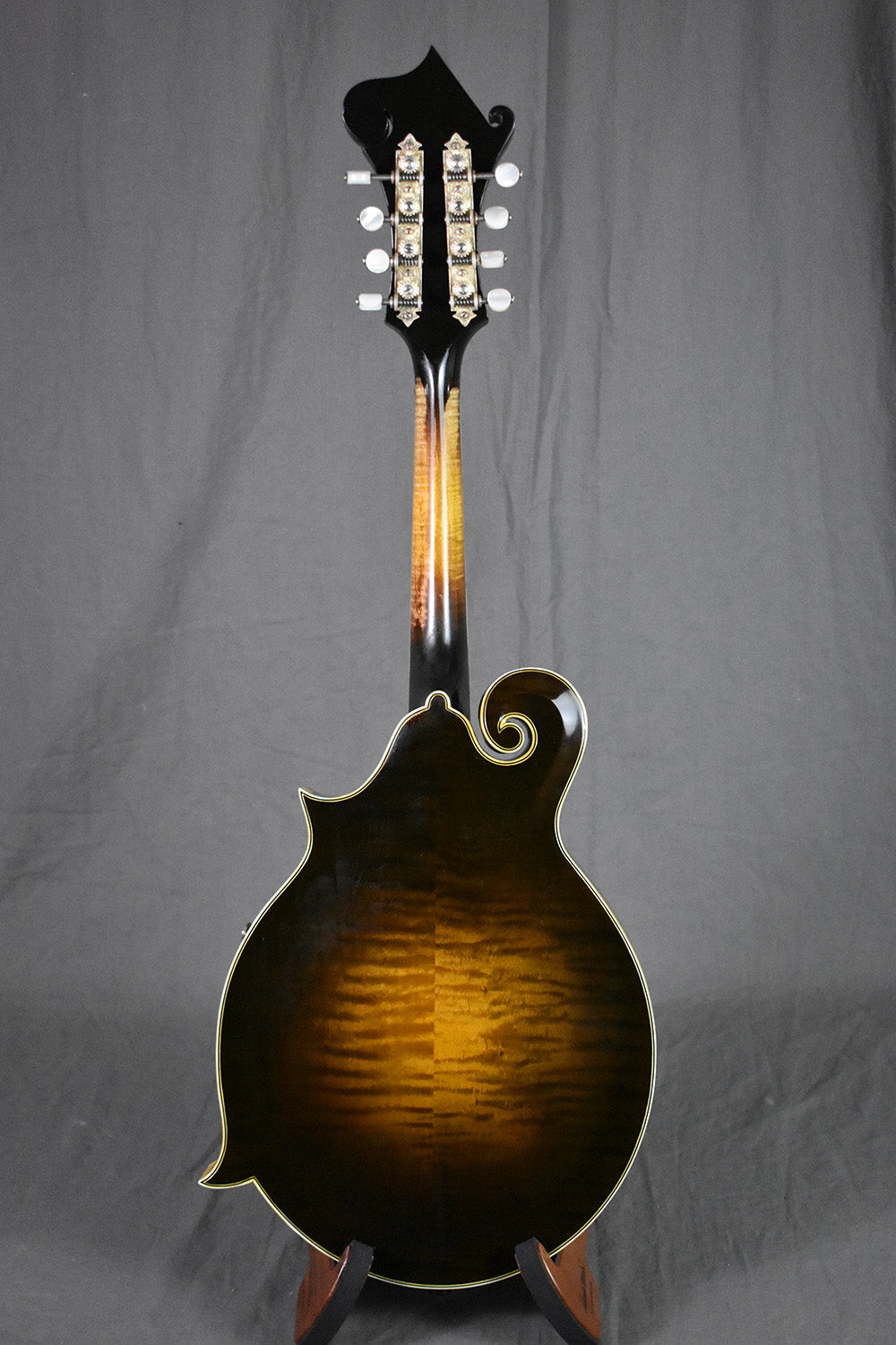 2002 Gibson F-5 Master Model signed by Charlie Derrington