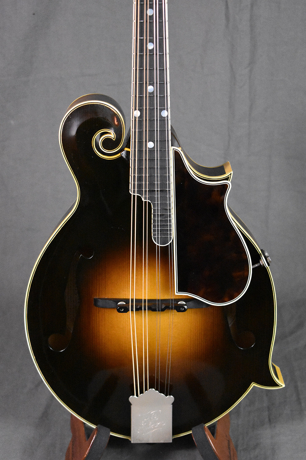 2002 Gibson F-5 Master Model signed by Charlie Derrington