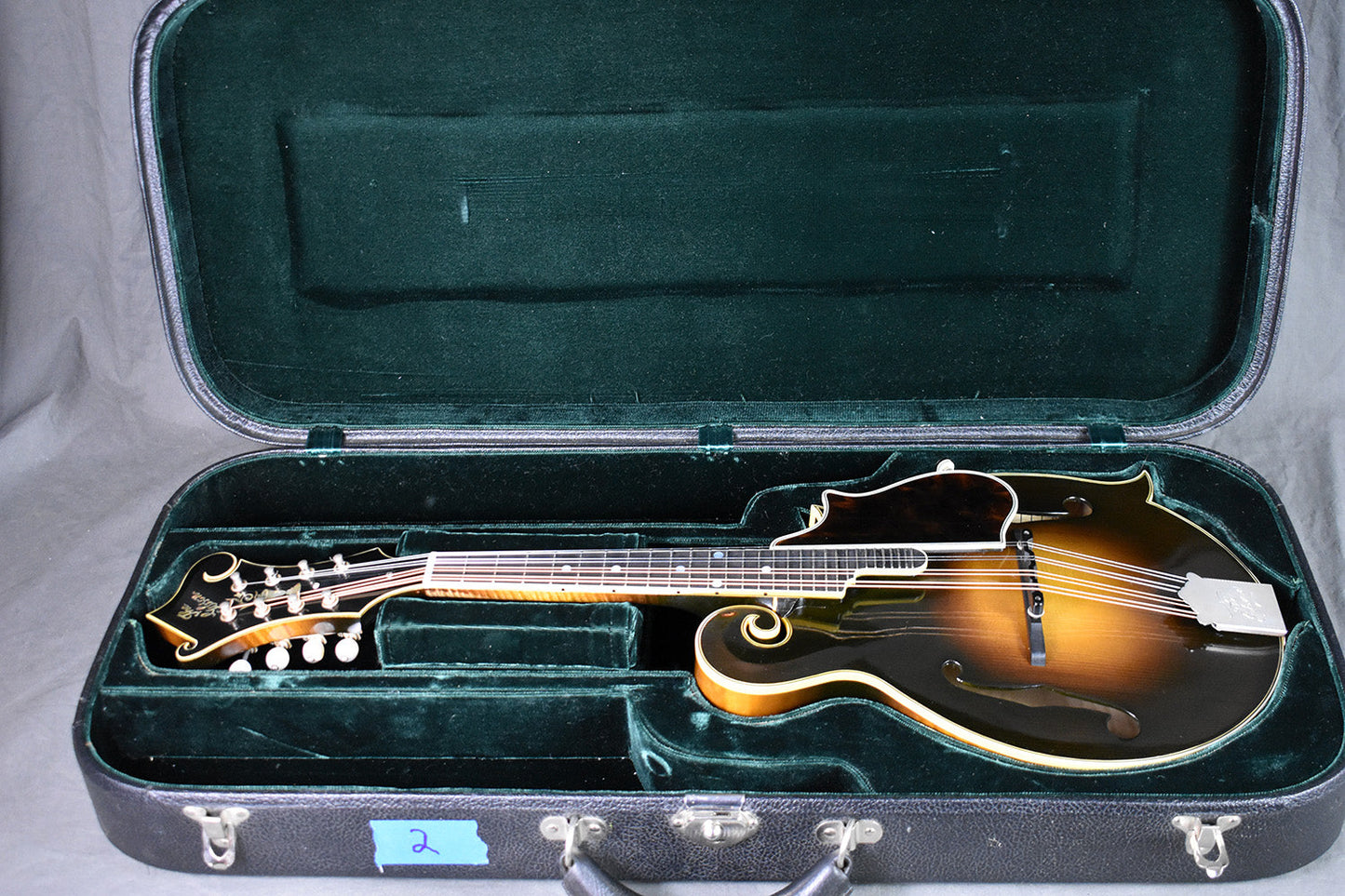 2002 Gibson F-5 Master Model signed by Charlie Derrington