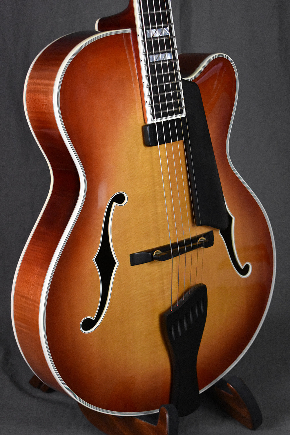 2004 Buscarino Monarch
