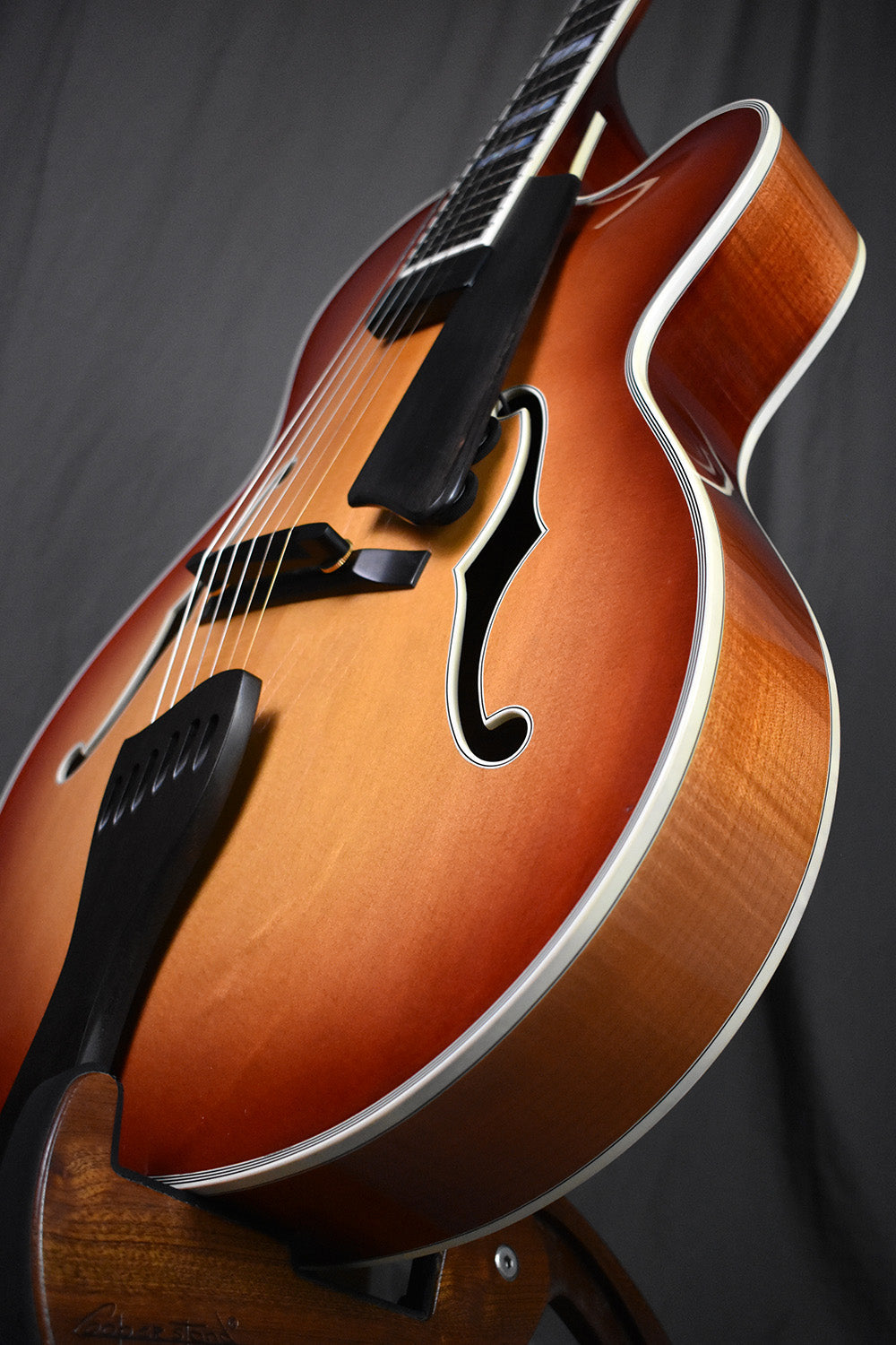 2004 Buscarino Monarch