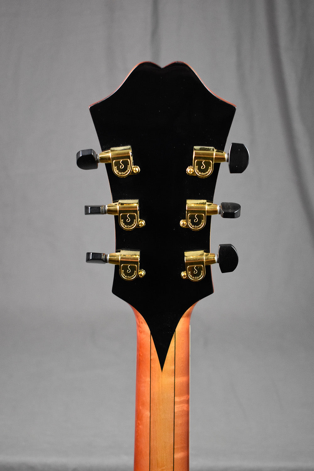 2004 Buscarino Monarch
