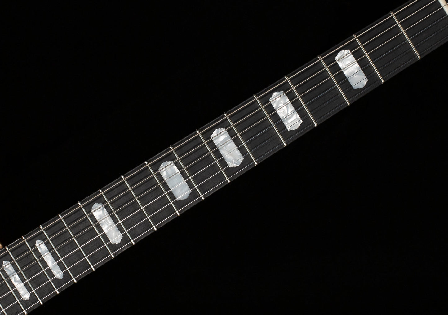 Knaggs Influence Kenai T Coral Burst Quilt Top (008)