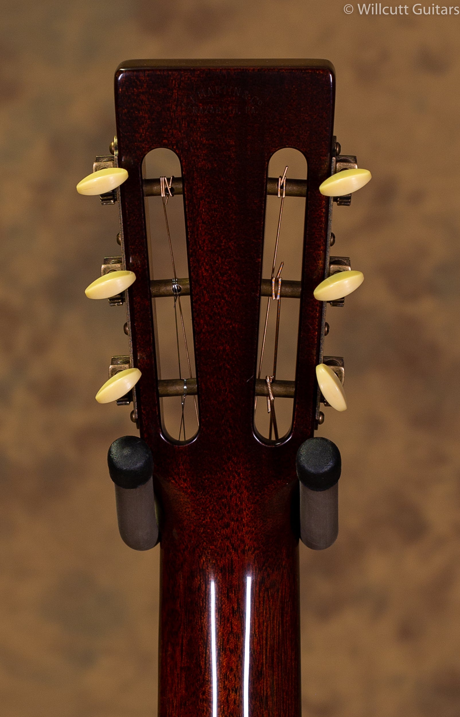 Martin 00-18 Authentic USED