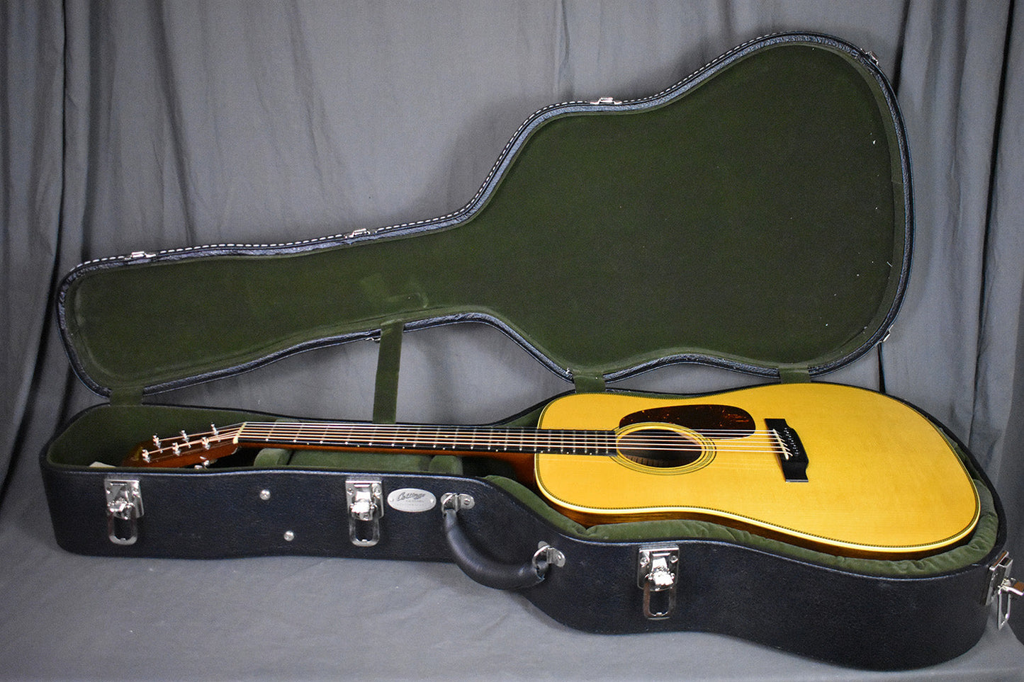 Stephen Mougin's 2010 Collings D2HA Varnish