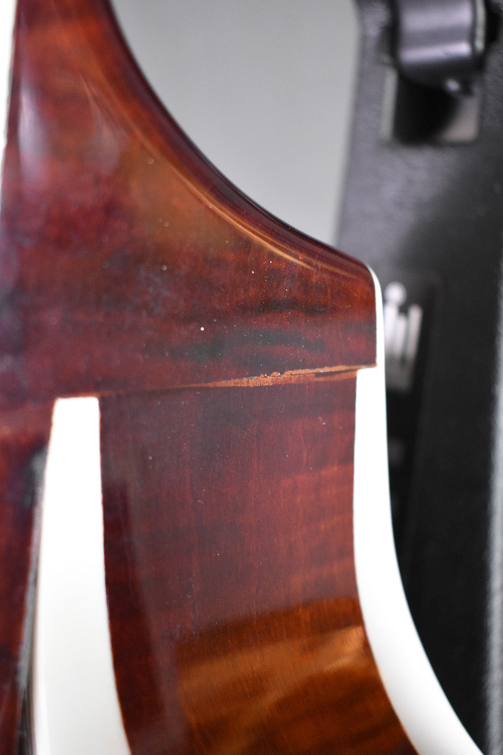 2010 Heritage Sweet 16 Almond Sunburst