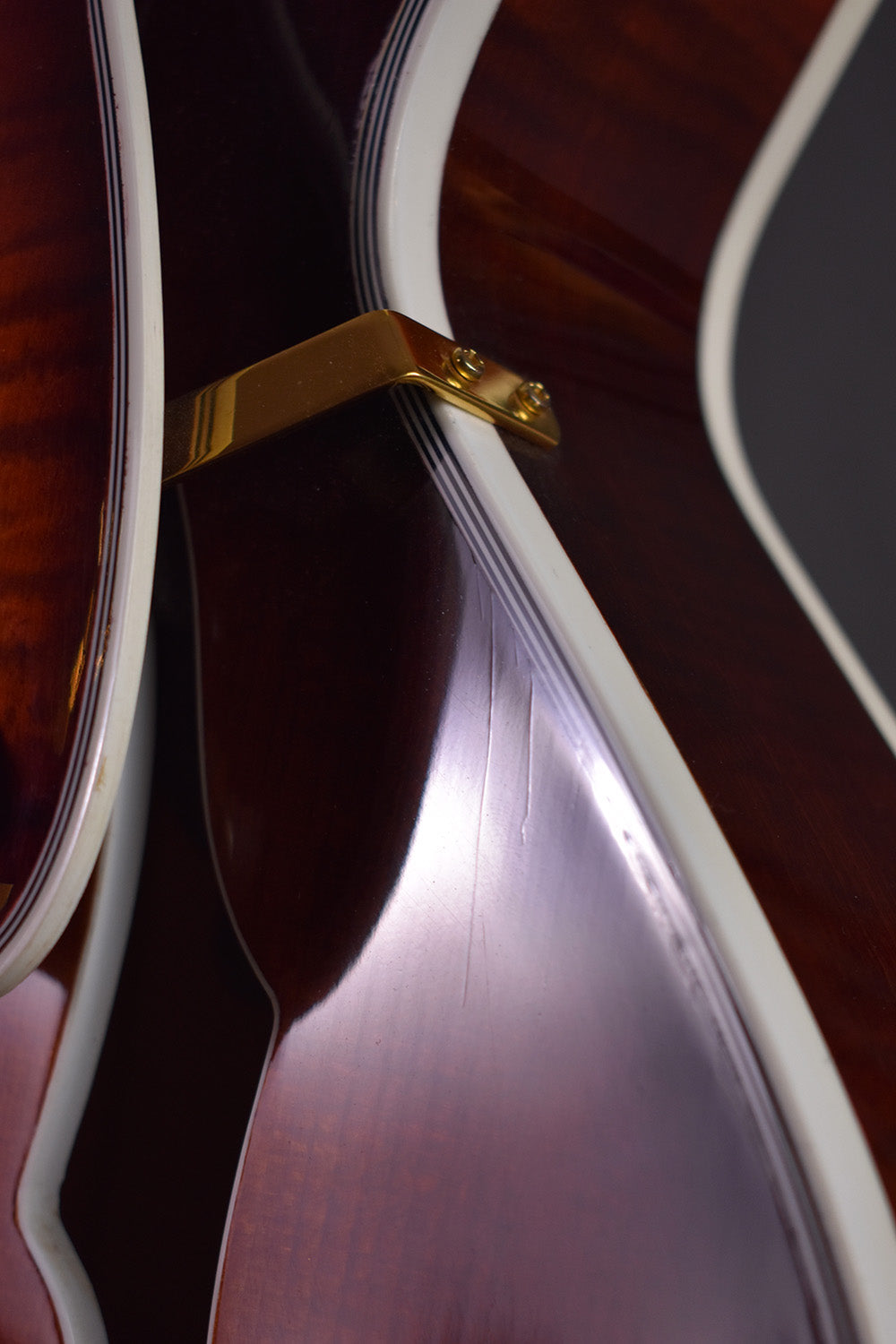 2010 Heritage Sweet 16 Almond Sunburst