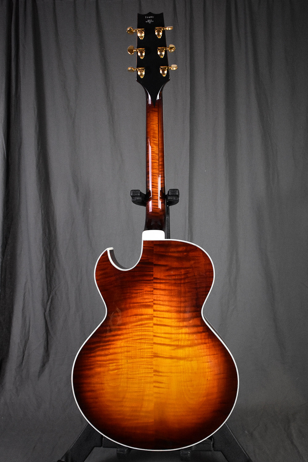 2010 Heritage Sweet 16 Almond Sunburst